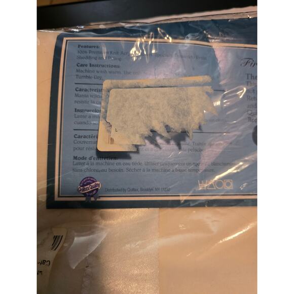 NIP Quiltex Vintage BABY Blanket with Satin Edge Trim 36" x 45" - Picture 5 of 8